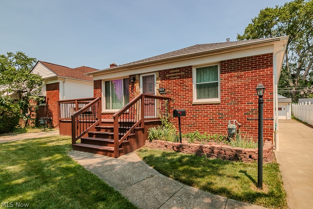 5814 Sunderland Drive Parma OH 44129