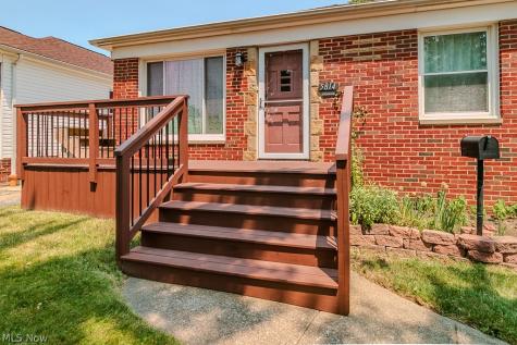 5814 Sunderland Drive Parma OH 44129