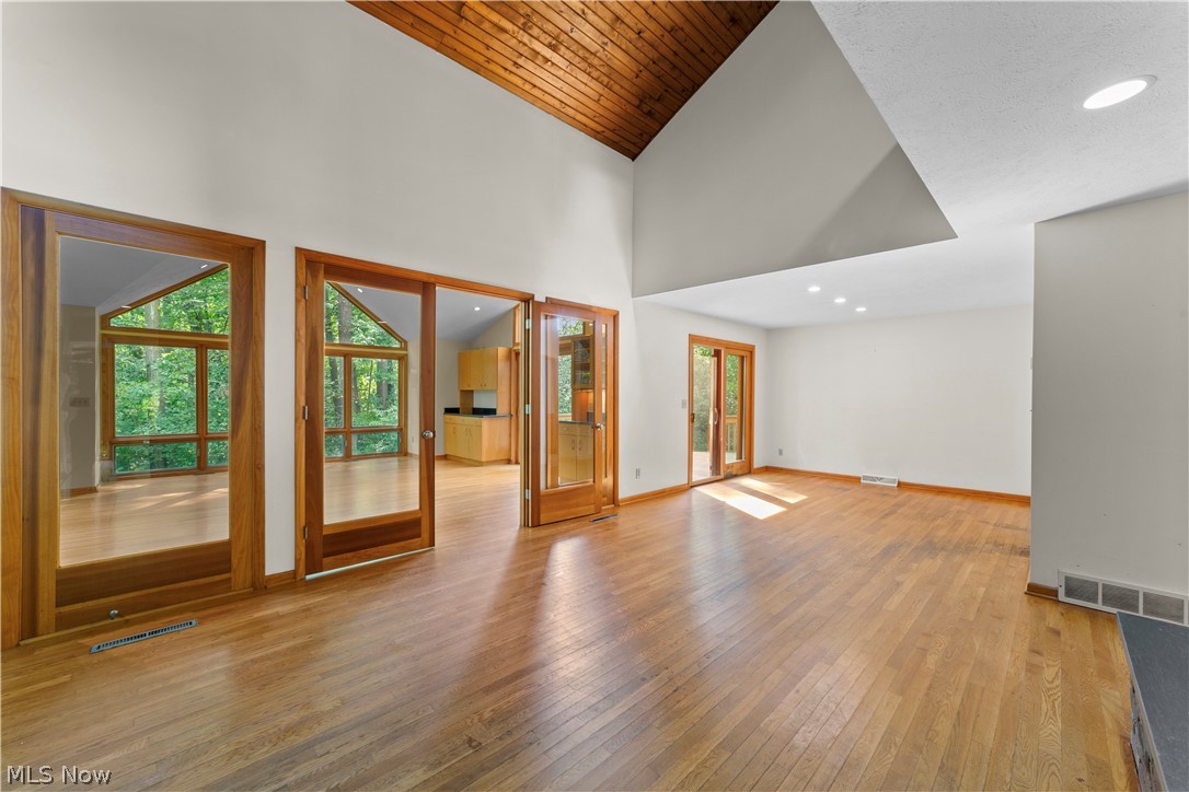 11360 Pine Acres Lane Chesterland OH 44026