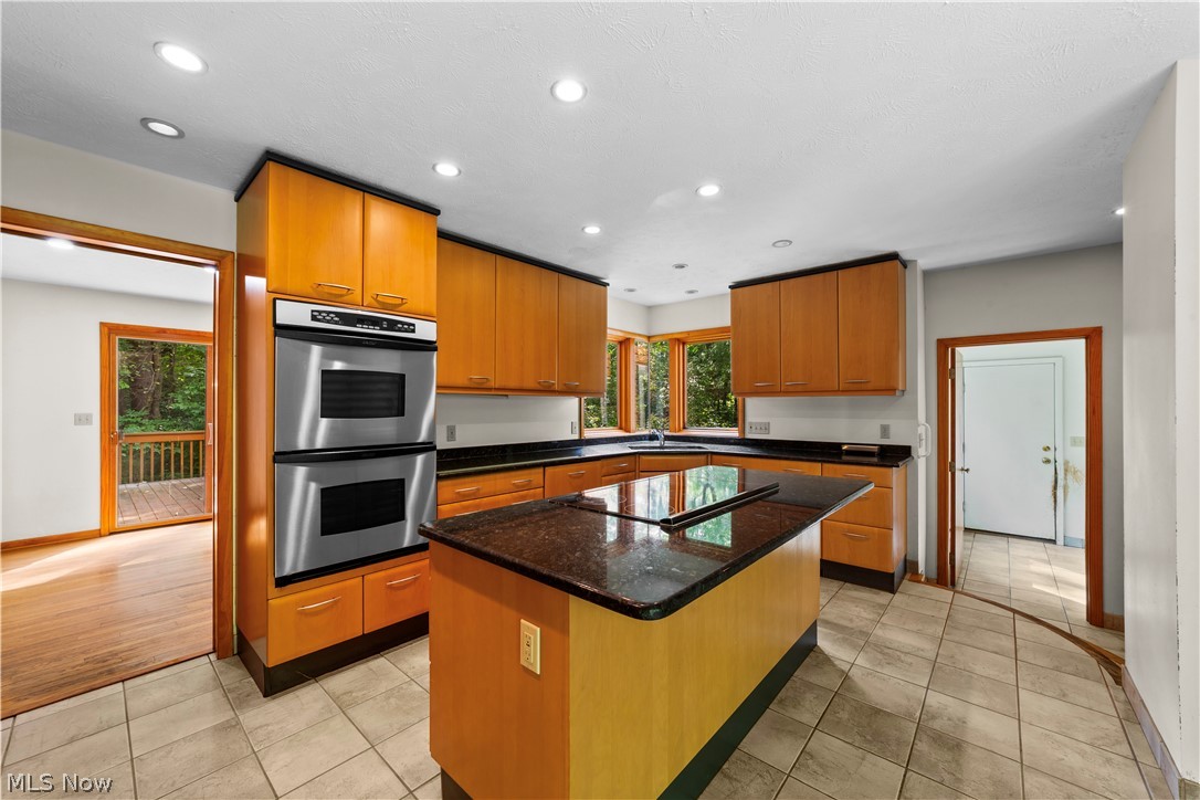 11360 Pine Acres Lane Chesterland OH 44026