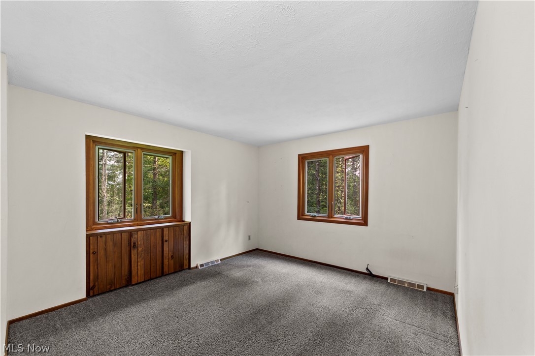 11360 Pine Acres Lane Chesterland OH 44026