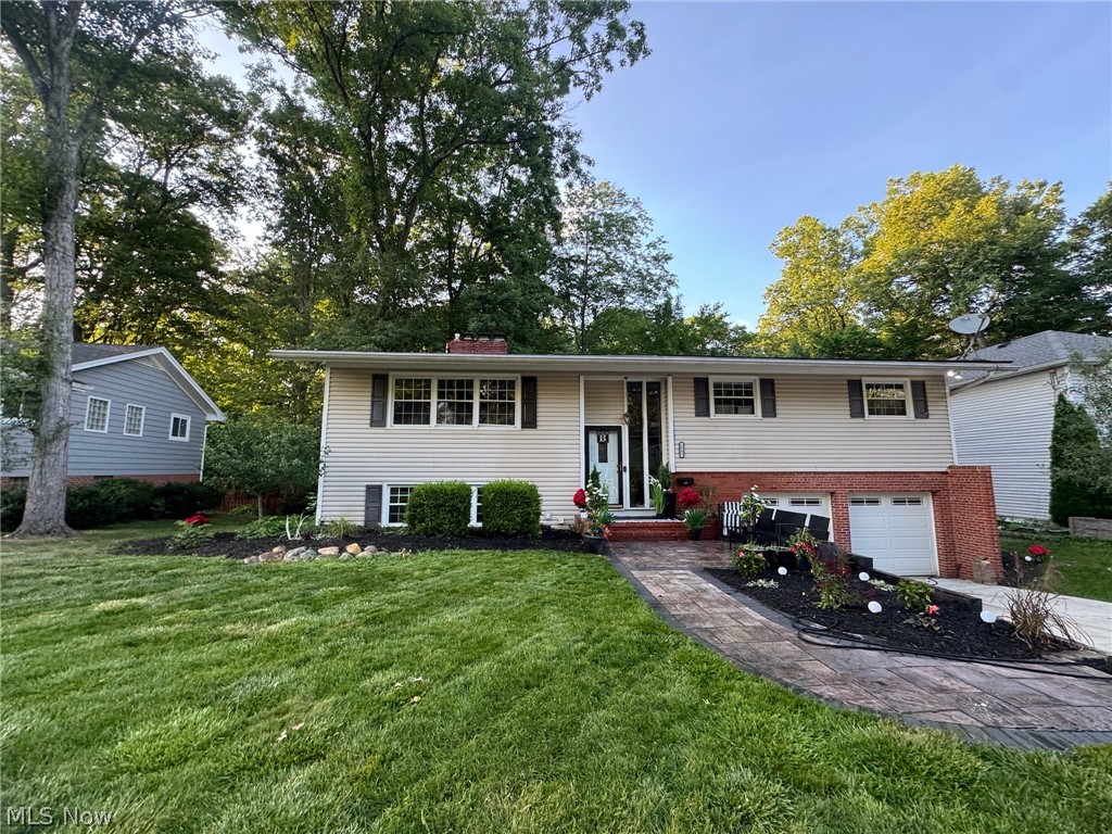 1883 Ashwood Drive Akron OH 44313