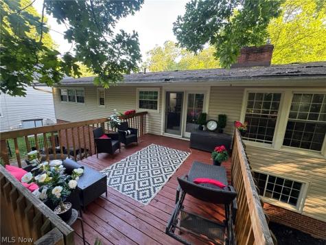 1883 Ashwood Drive Akron OH 44313
