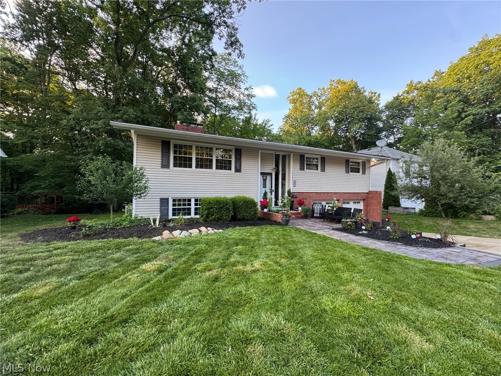 1883 Ashwood Drive Akron OH 44313