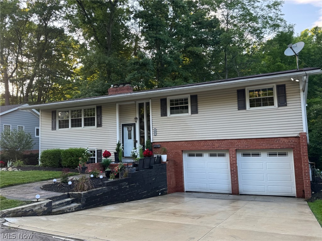 1883 Ashwood Drive Akron OH 44313