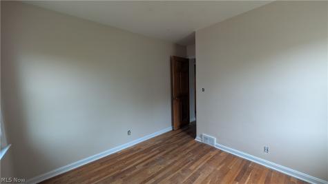 270 E 330th Street Willowick OH 44095
