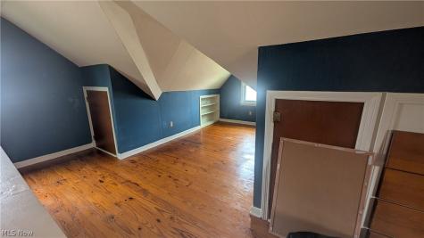 270 E 330th Street Willowick OH 44095