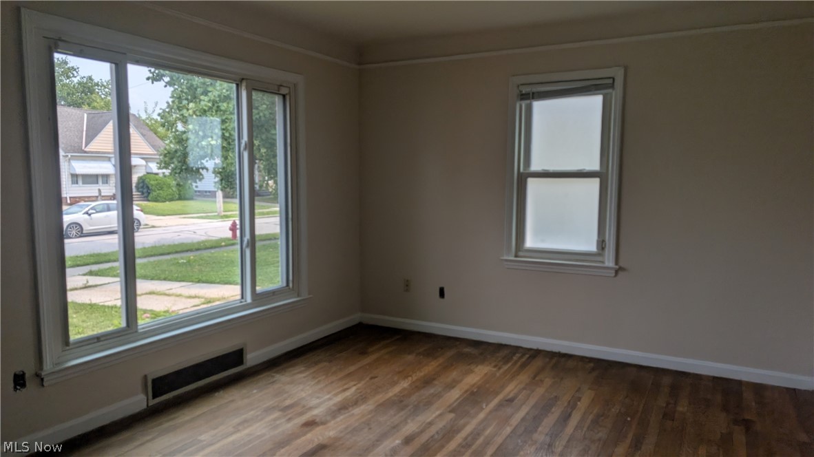 270 E 330th Street Willowick OH 44095