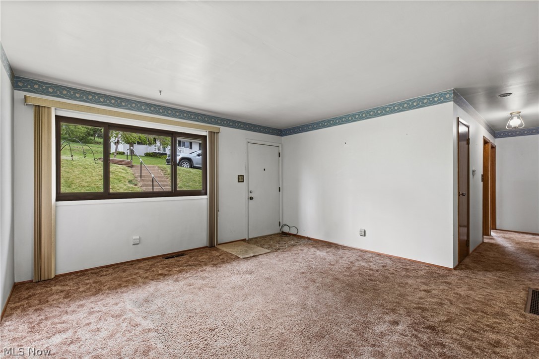 5 Sunset Drive Martins Ferry OH 43935