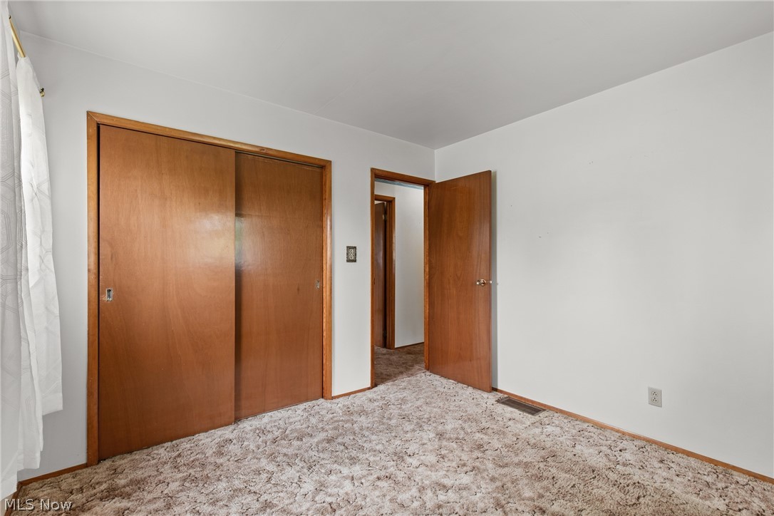 5 Sunset Drive Martins Ferry OH 43935
