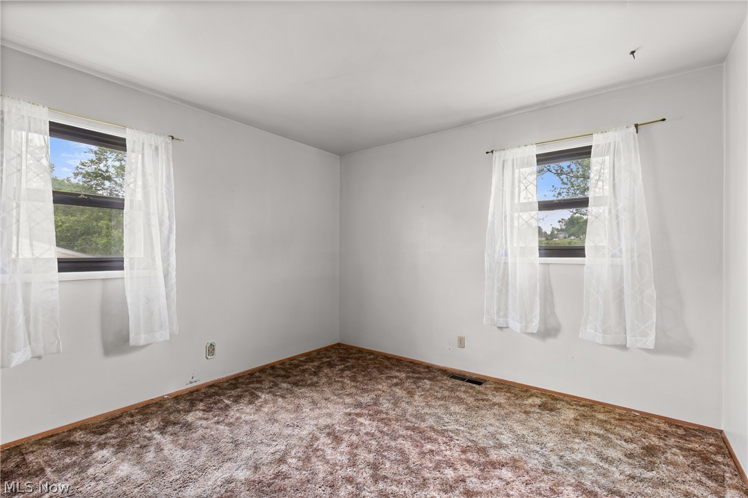 5 Sunset Drive Martins Ferry OH 43935