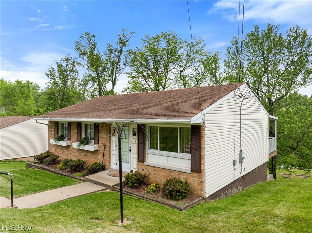 5 Sunset Drive Martins Ferry OH 43935