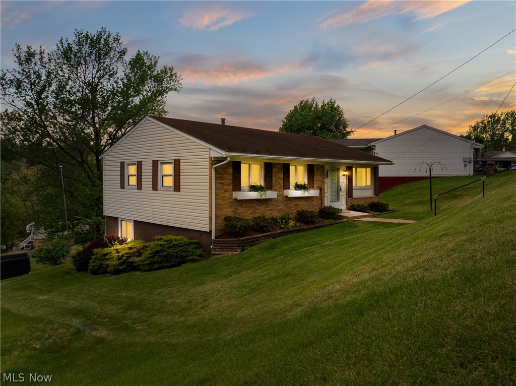 5 Sunset Drive Martins Ferry OH 43935