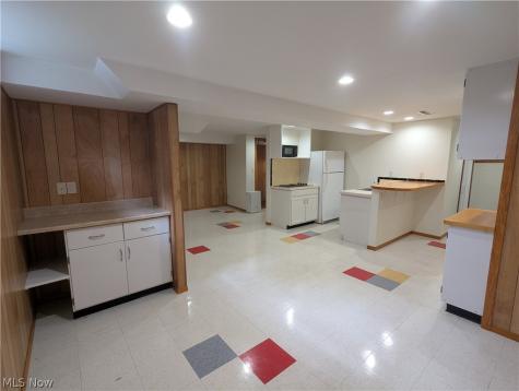 433 Pioneer Avenue Kent OH 44240