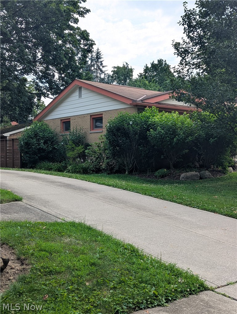 433 Pioneer Avenue Kent OH 44240