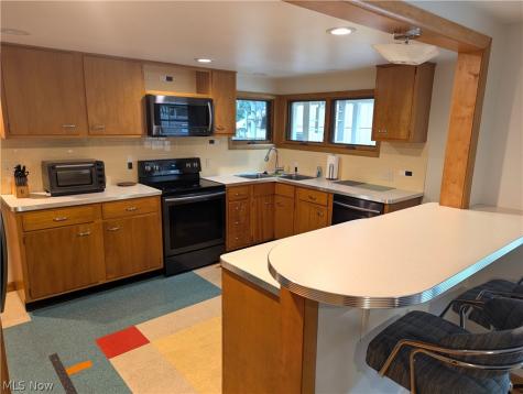 433 Pioneer Avenue Kent OH 44240