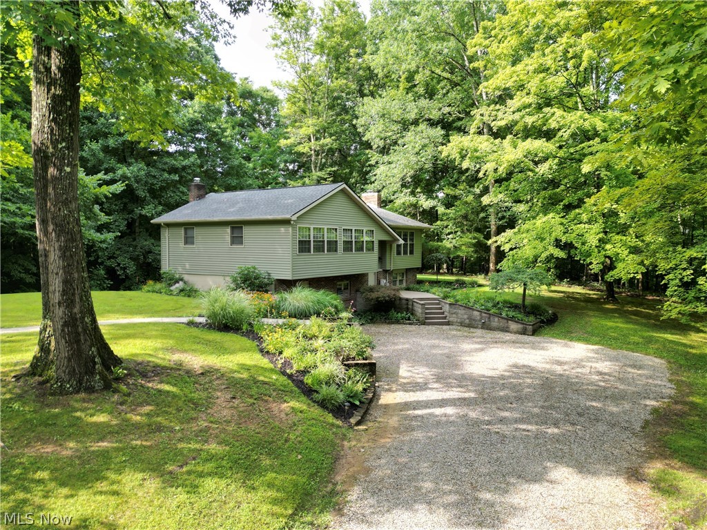 210 Camp Lane New Concord OH 43762