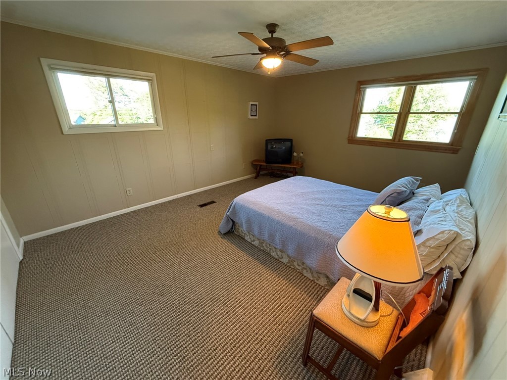 9201 N Shore Drive NE Mineral City OH 44656