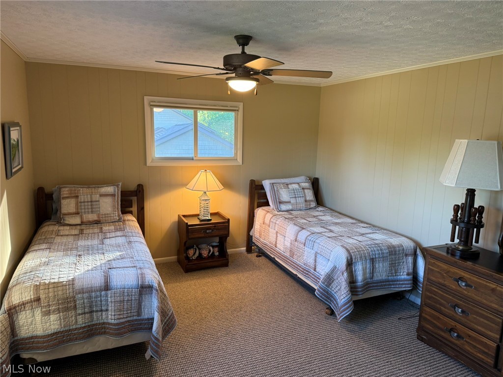 9201 N Shore Drive NE Mineral City OH 44656