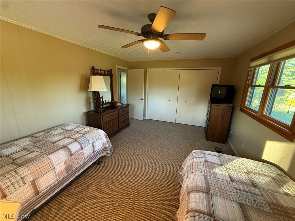 9201 N Shore Drive NE Mineral City OH 44656