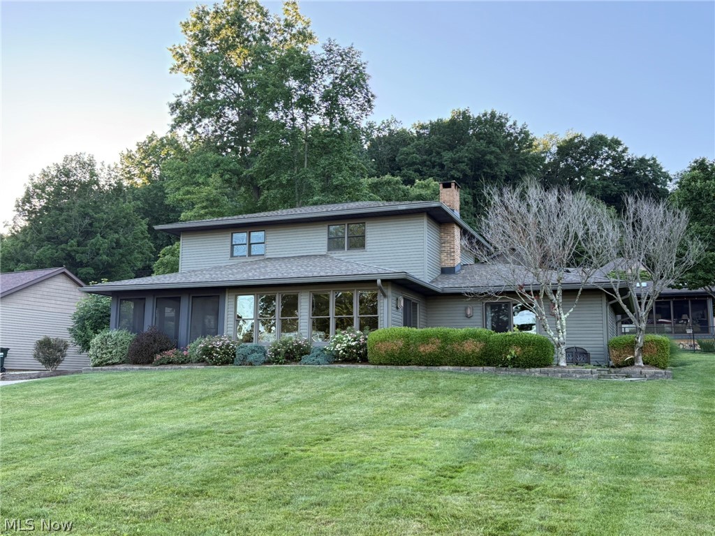 9201 N Shore Drive NE Mineral City OH 44656
