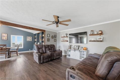 1042 Oak Hill Drive NE Massillon OH 44646