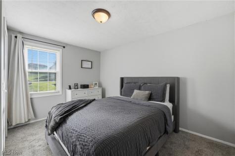 1042 Oak Hill Drive NE Massillon OH 44646