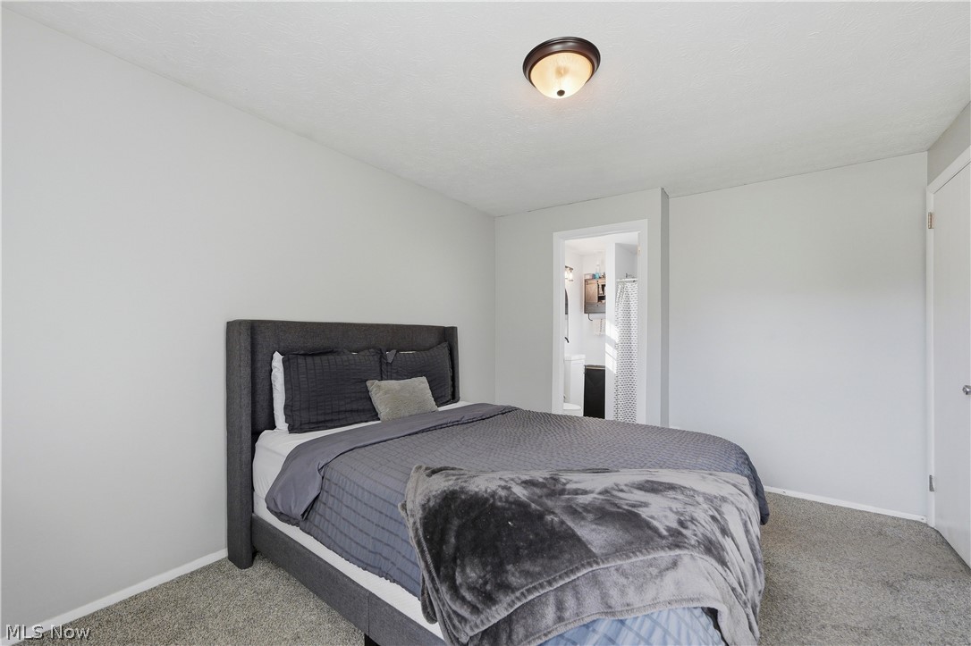 1042 Oak Hill Drive NE Massillon OH 44646