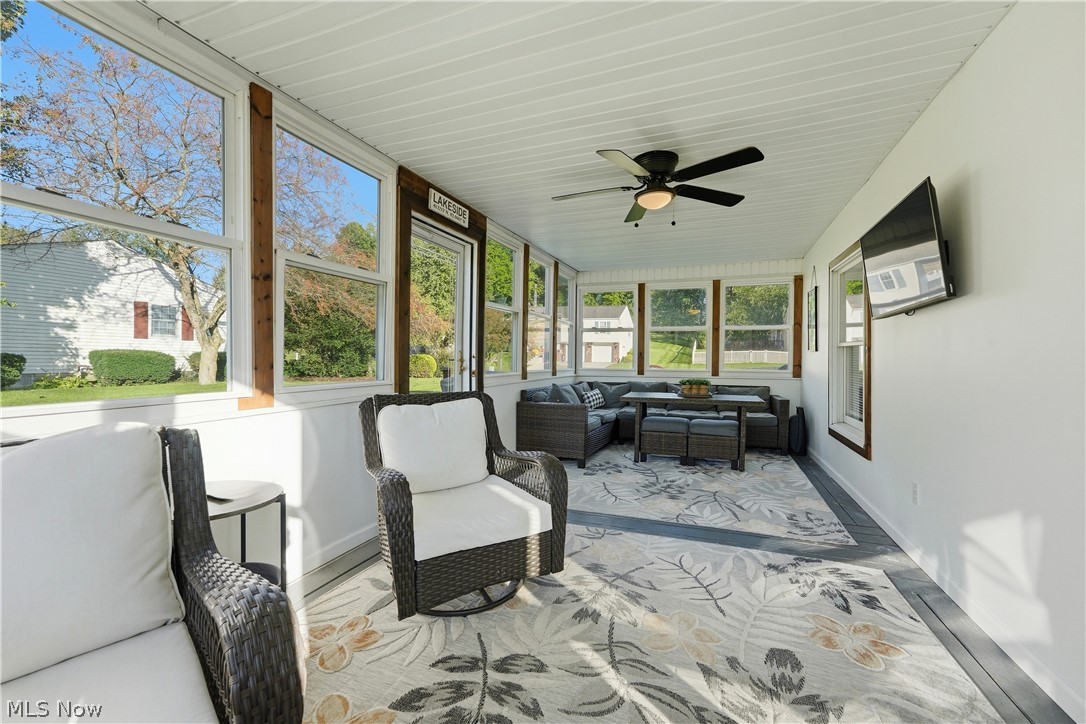 1042 Oak Hill Drive NE Massillon OH 44646