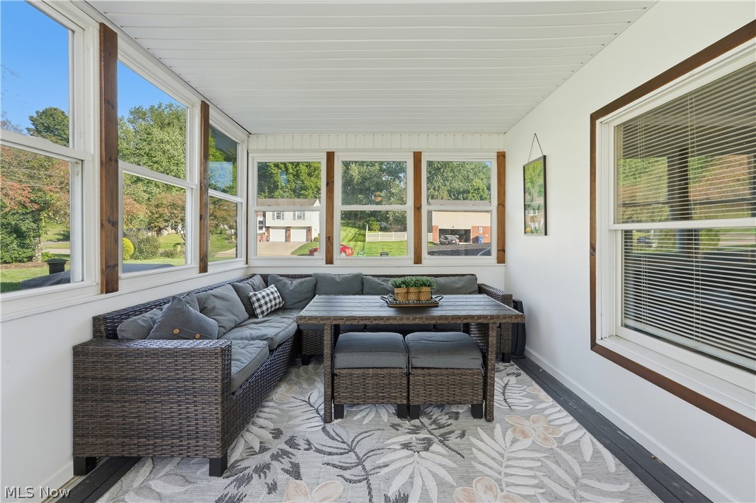 1042 Oak Hill Drive NE Massillon OH 44646