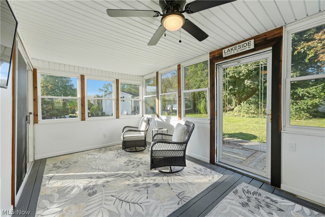 1042 Oak Hill Drive NE Massillon OH 44646