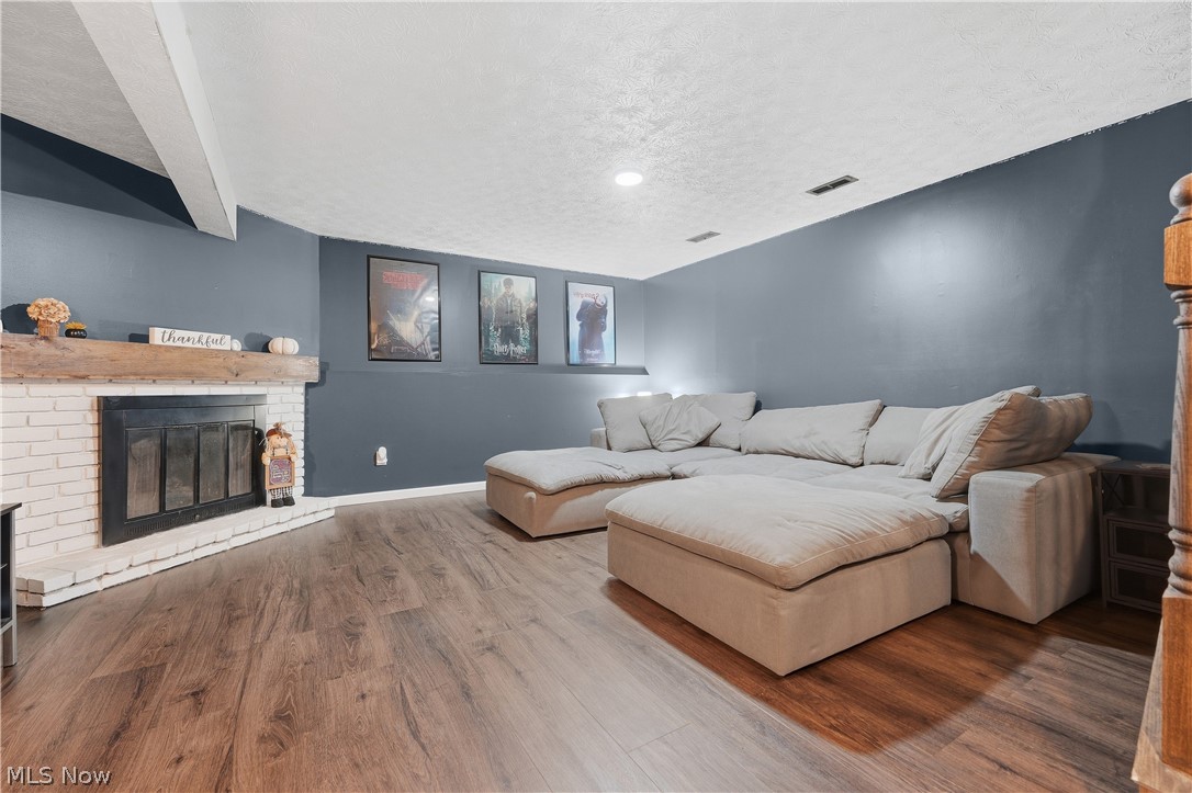1042 Oak Hill Drive NE Massillon OH 44646