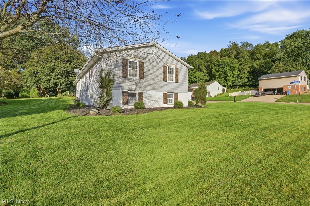 1042 Oak Hill Drive NE Massillon OH 44646