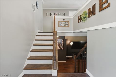 1042 Oak Hill Drive NE Massillon OH 44646