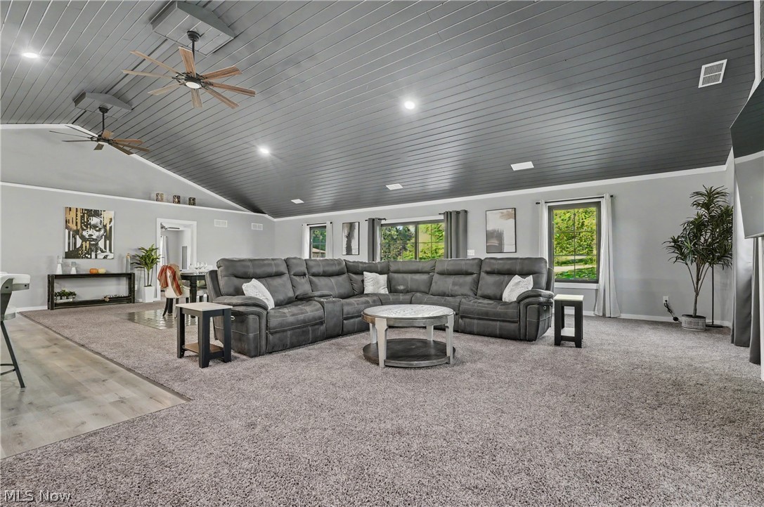 8099 W Western Reserve Road Canfield OH 44406