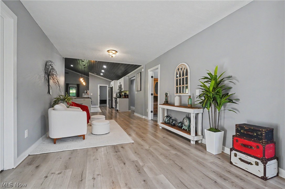 8099 W Western Reserve Road Canfield OH 44406