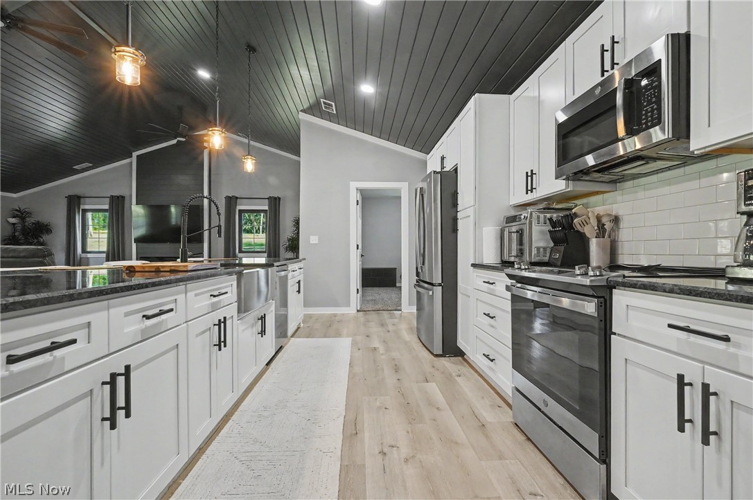 8099 W Western Reserve Road Canfield OH 44406