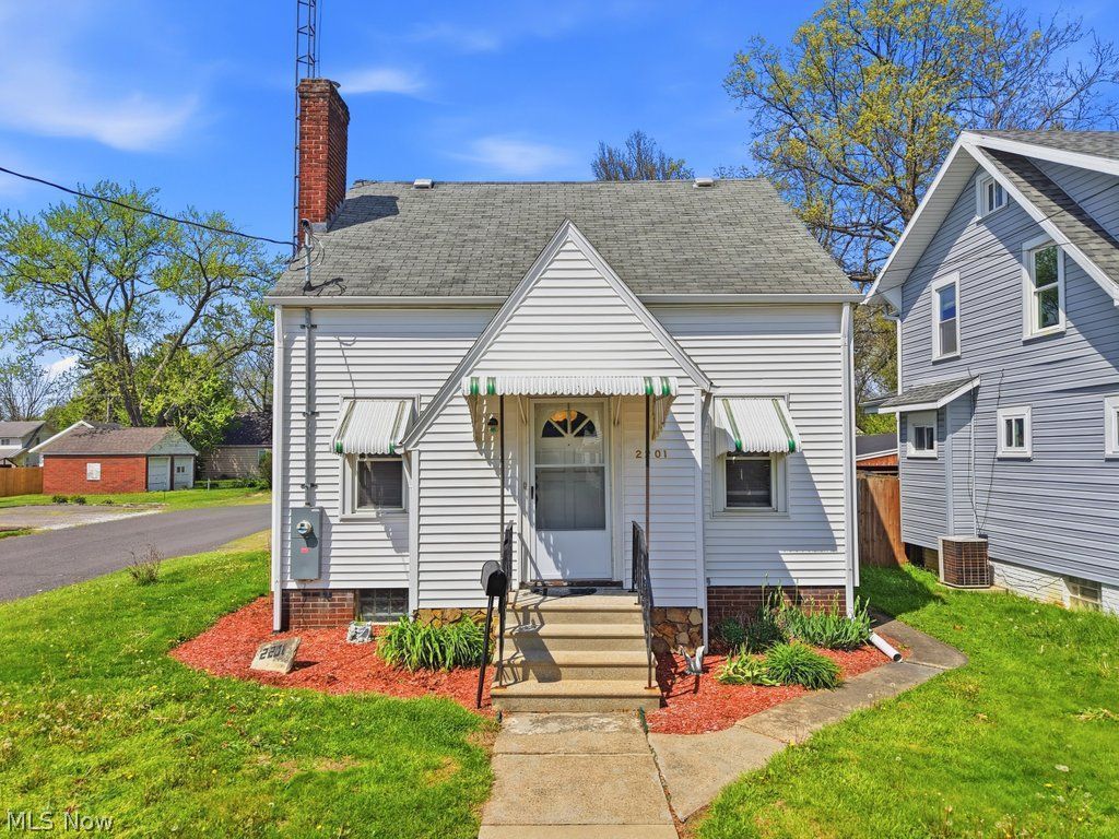 2201 23rd Street NE Canton OH 44705