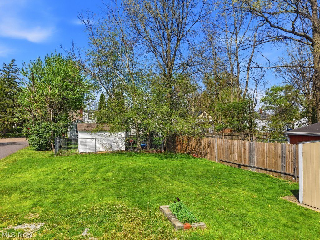 2201 23rd Street NE Canton OH 44705