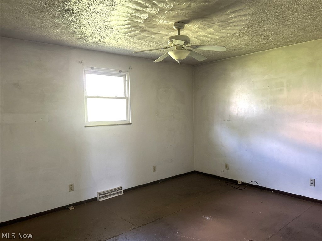 108 Brentwood Boulevard Wintersville OH 43953
