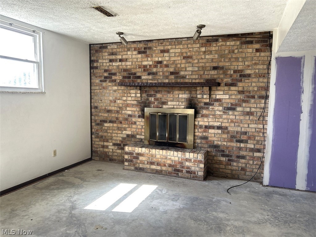 108 Brentwood Boulevard Wintersville OH 43953