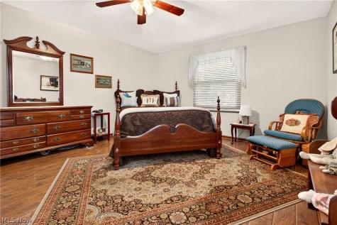 4718 Queen Anne Avenue Lorain OH 44052