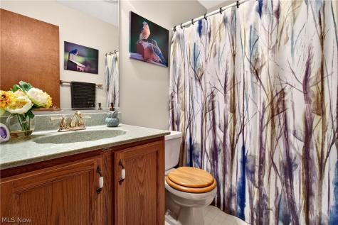 4718 Queen Anne Avenue Lorain OH 44052