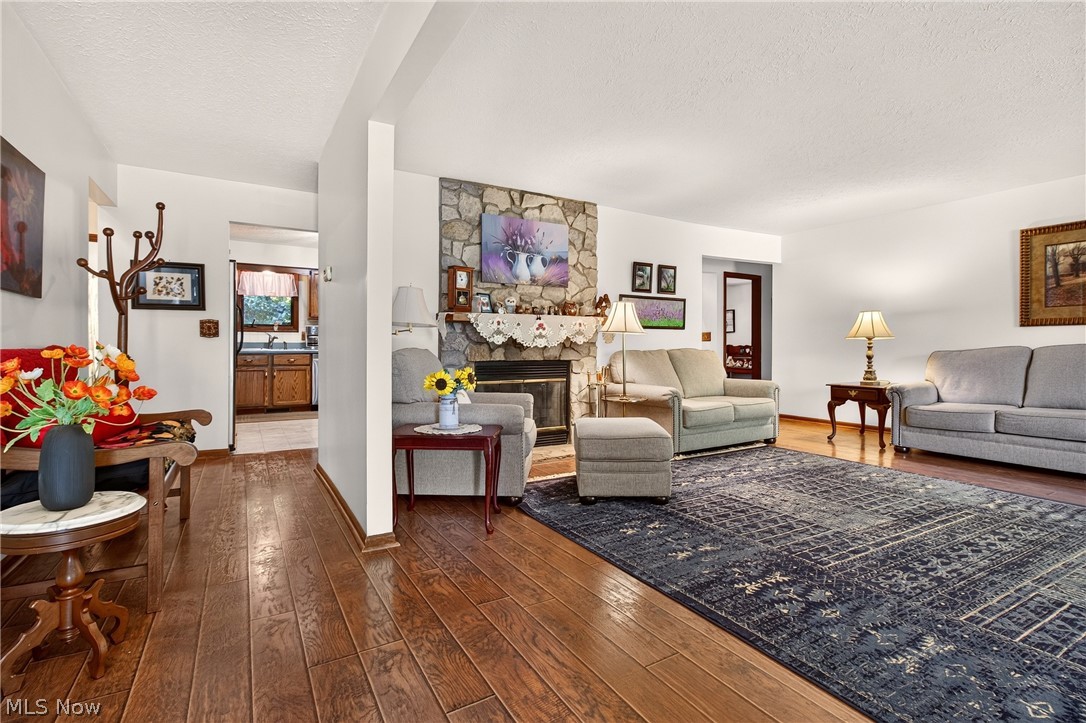 4718 Queen Anne Avenue Lorain OH 44052