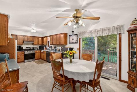 4718 Queen Anne Avenue Lorain OH 44052