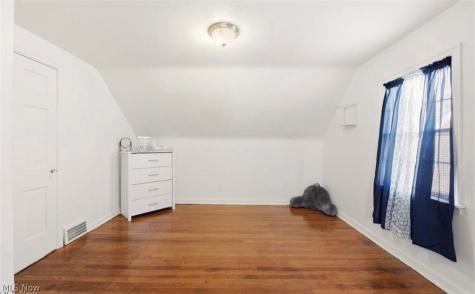5246 Philip Avenue Maple Heights OH 44137