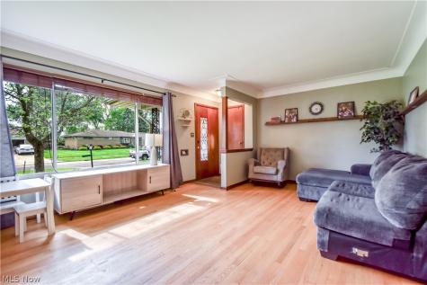 7815 Parmaview Lane Parma OH 44134