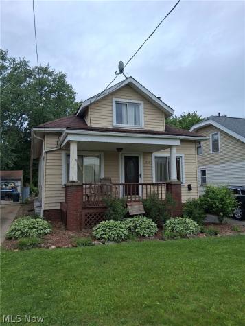3734 W 128th Street Cleveland OH 44111