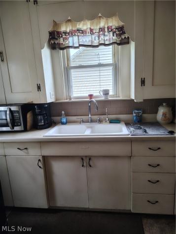 3734 W 128th Street Cleveland OH 44111