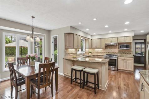 25832 Briarwood Court Westlake OH 44145